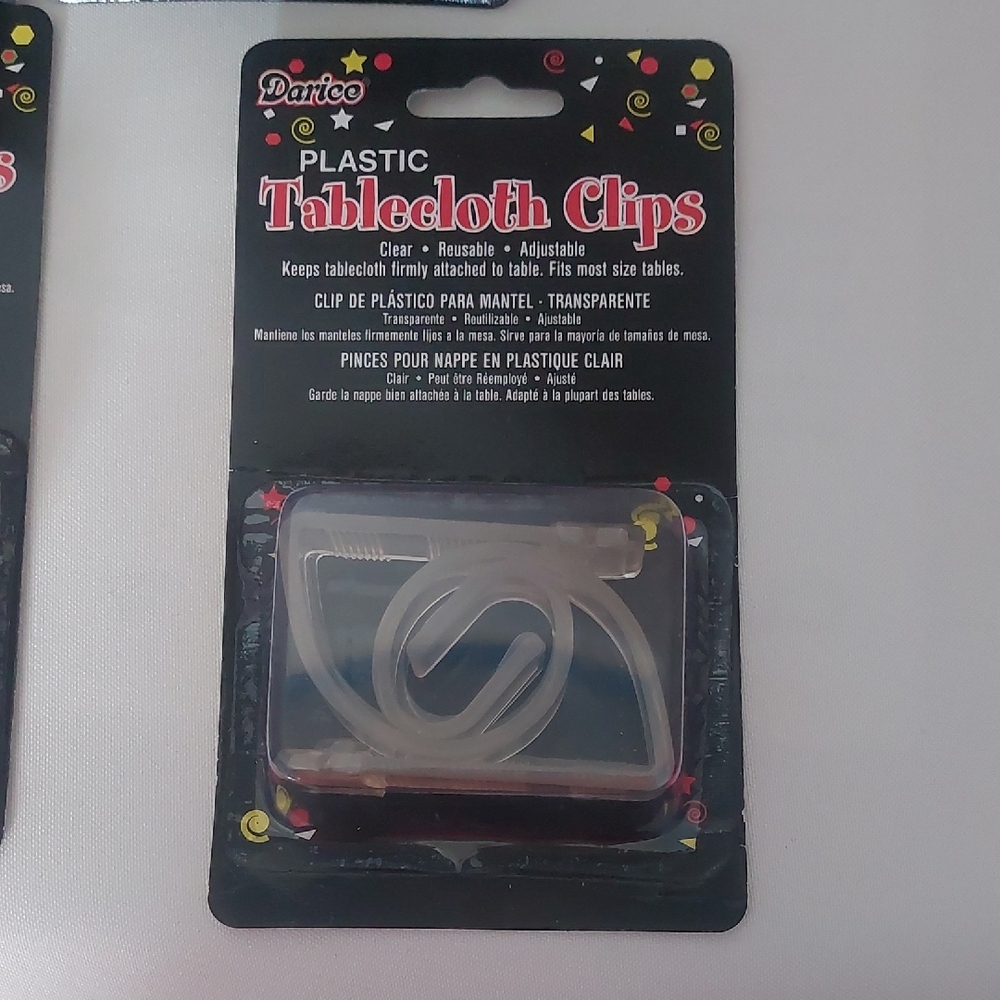 Darico Clear Plastic Tablecloth Clips 6 Pack‎ - Picture 4 of 6